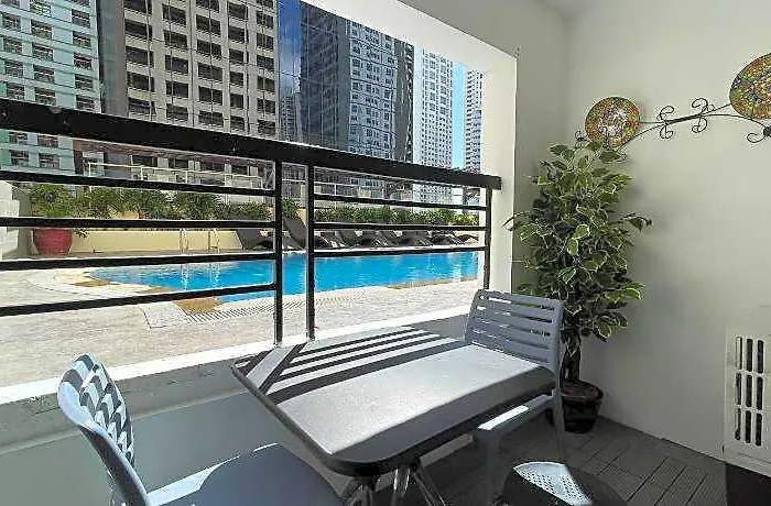 Hotel Poolside Family Greenbelt Makati